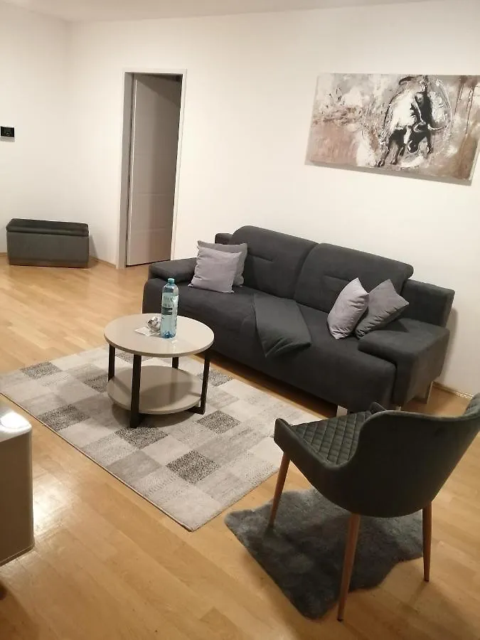 Apartment Tesla فيينا