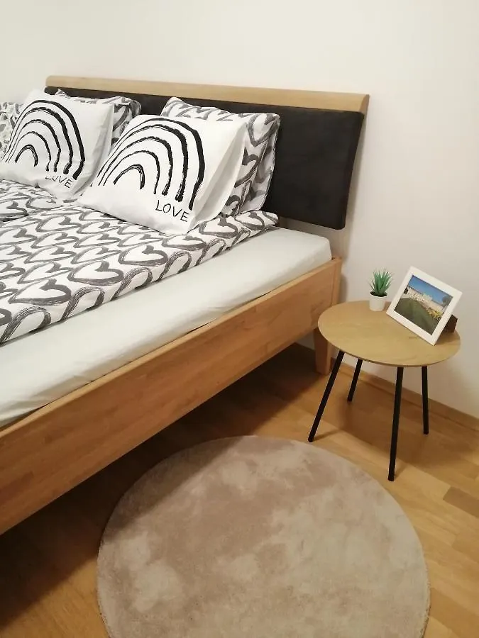 Apartment Tesla فيينا