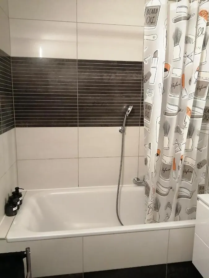 Apartment Tesla فيينا