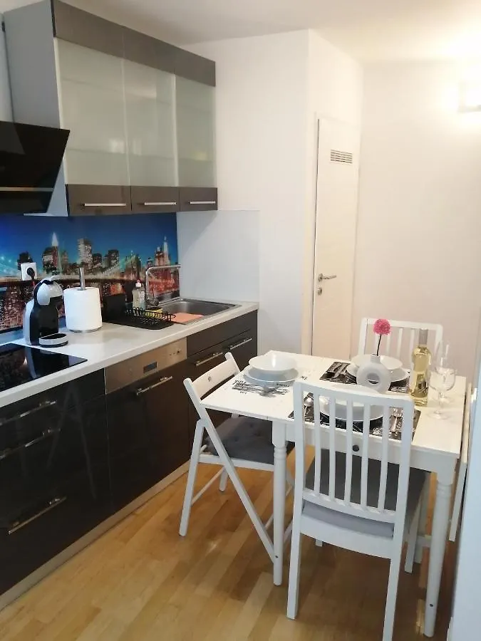 Apartment Tesla Wien