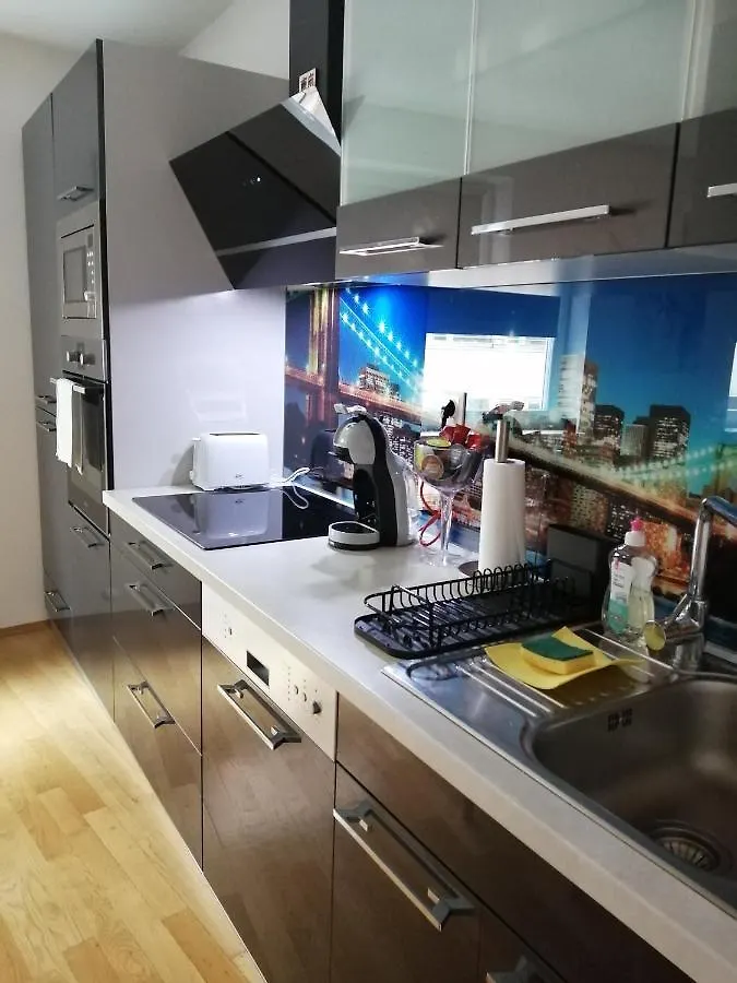 Apartment Tesla Wien 0*,